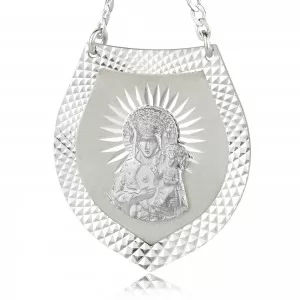 srebrny ryngraf z matką boską na pamiątkę chrztu świętego
