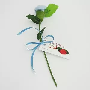 róża na prezent skarpetka dla dziecka